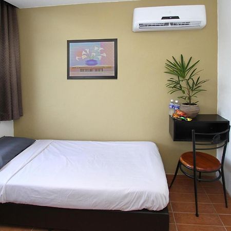 Dream City Kuching Exterior foto