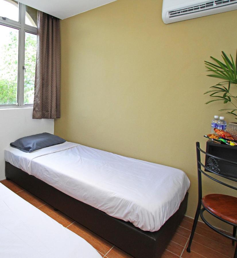 Dream City Kuching Exterior foto
