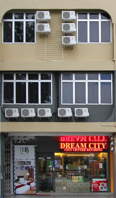 Dream City Kuching Exterior foto