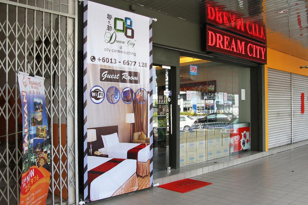 Dream City Kuching Exterior foto